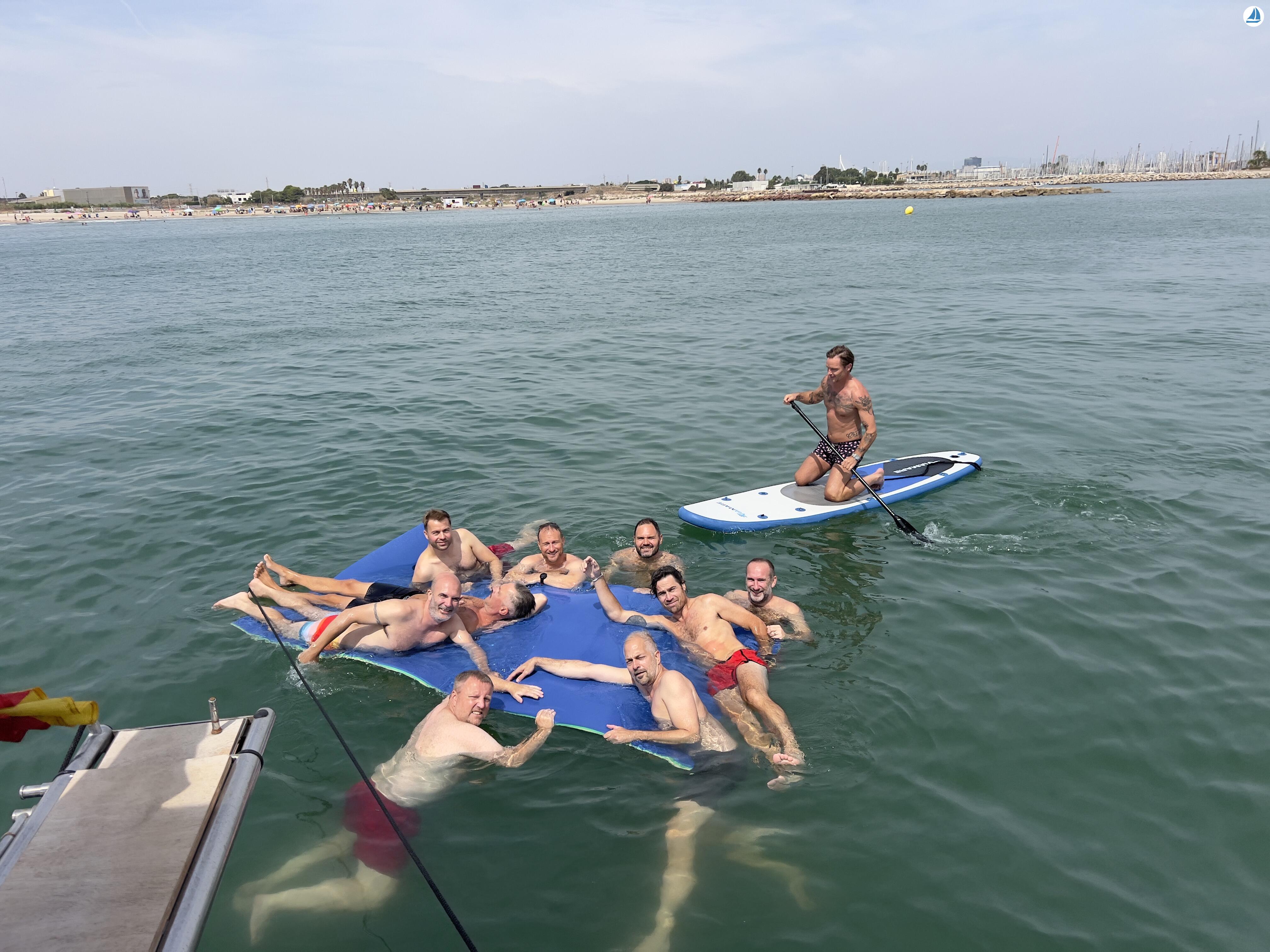 صور Patron Profesional de embarcaron de recreo 9