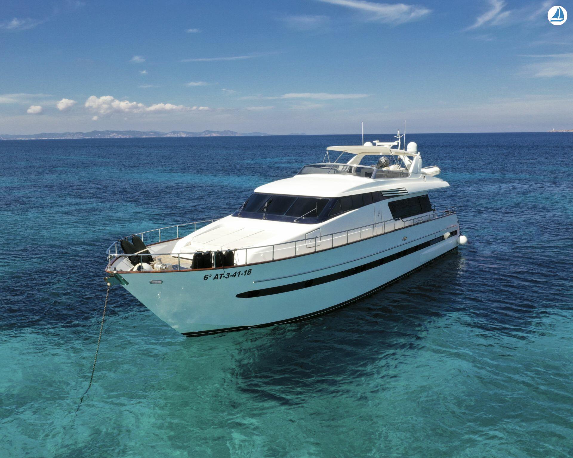 صور SAN LORENZO 72 2