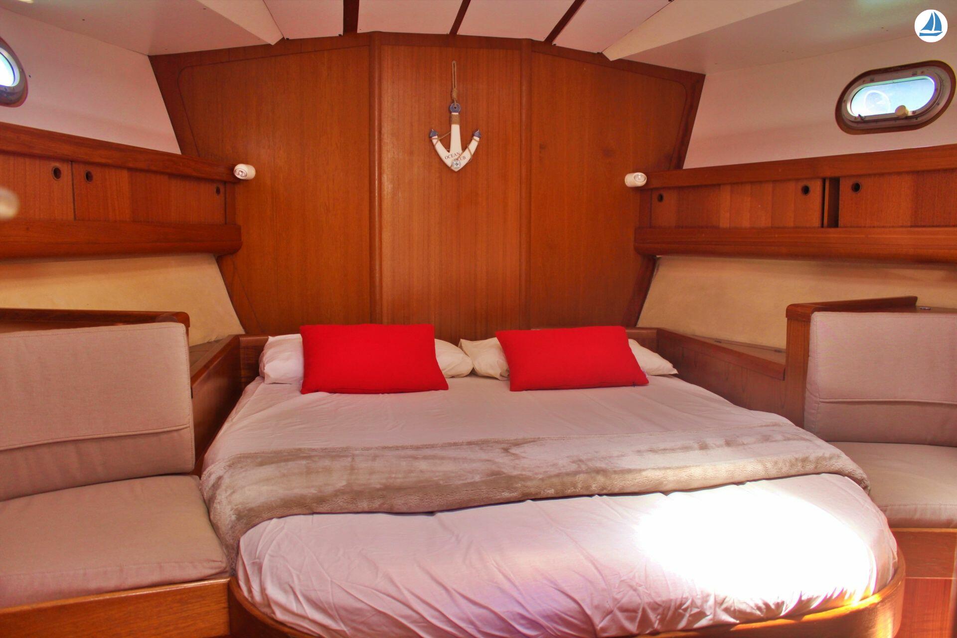 صور Jeanneau Sun Odyssey 52 11