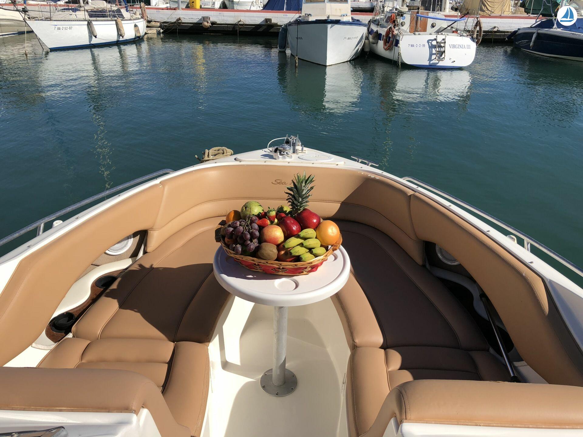 صور Sea Ray 280 BOWRIDER 7