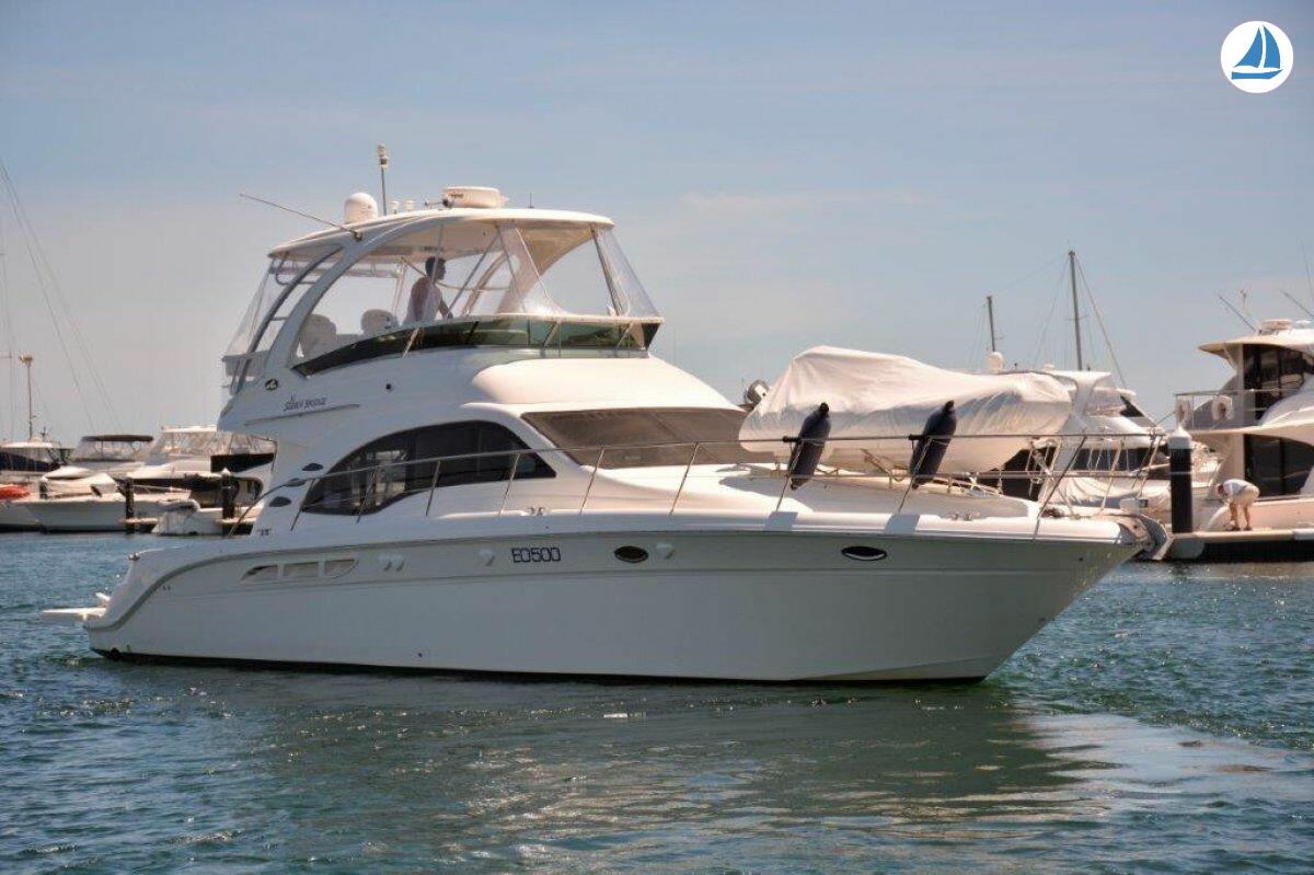 صور Sea Ray 525 Sedan 1