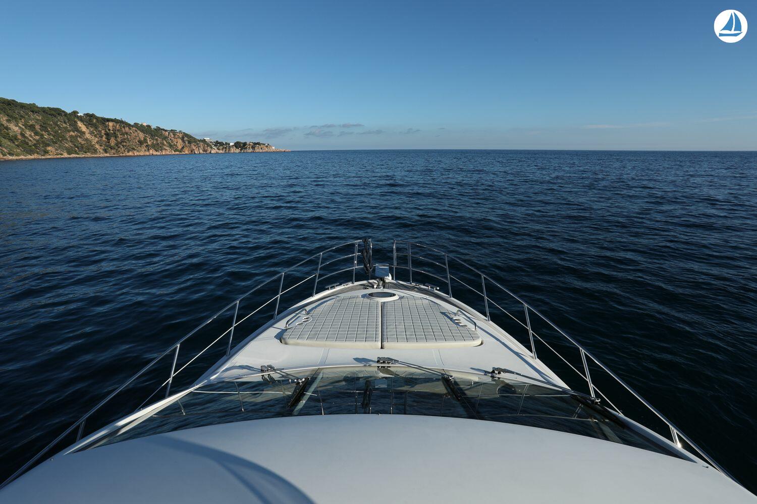 صور Azimut Fly Bridge 58 2