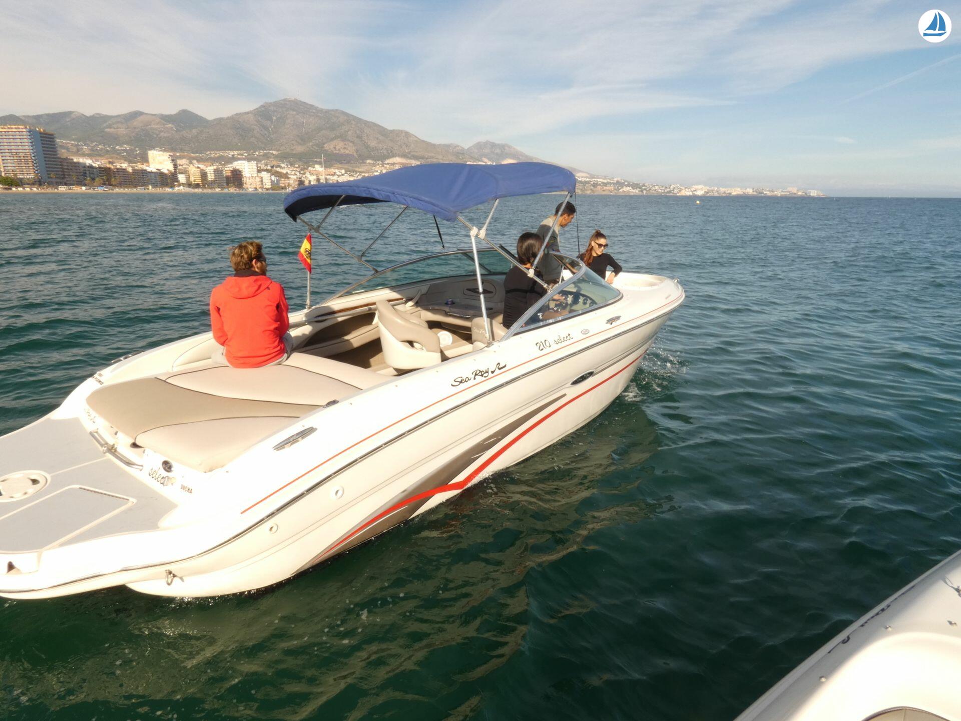 صور Sea Ray 220 select 4