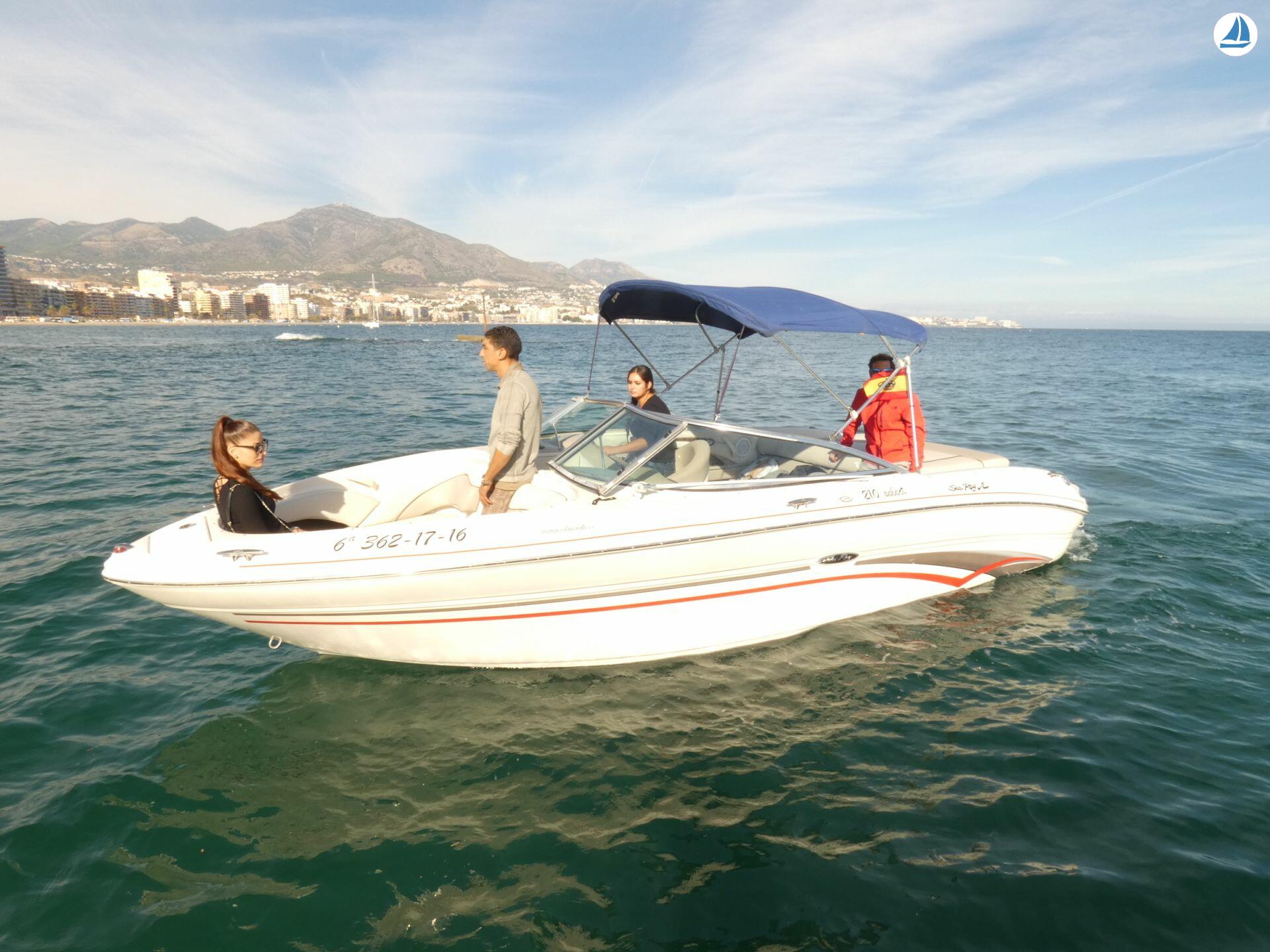 صور Sea Ray 220 select 5