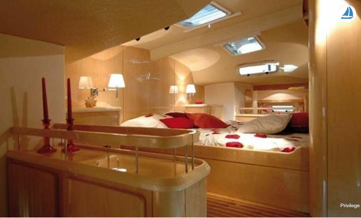صور Alliaura Marine Privilège 49 4