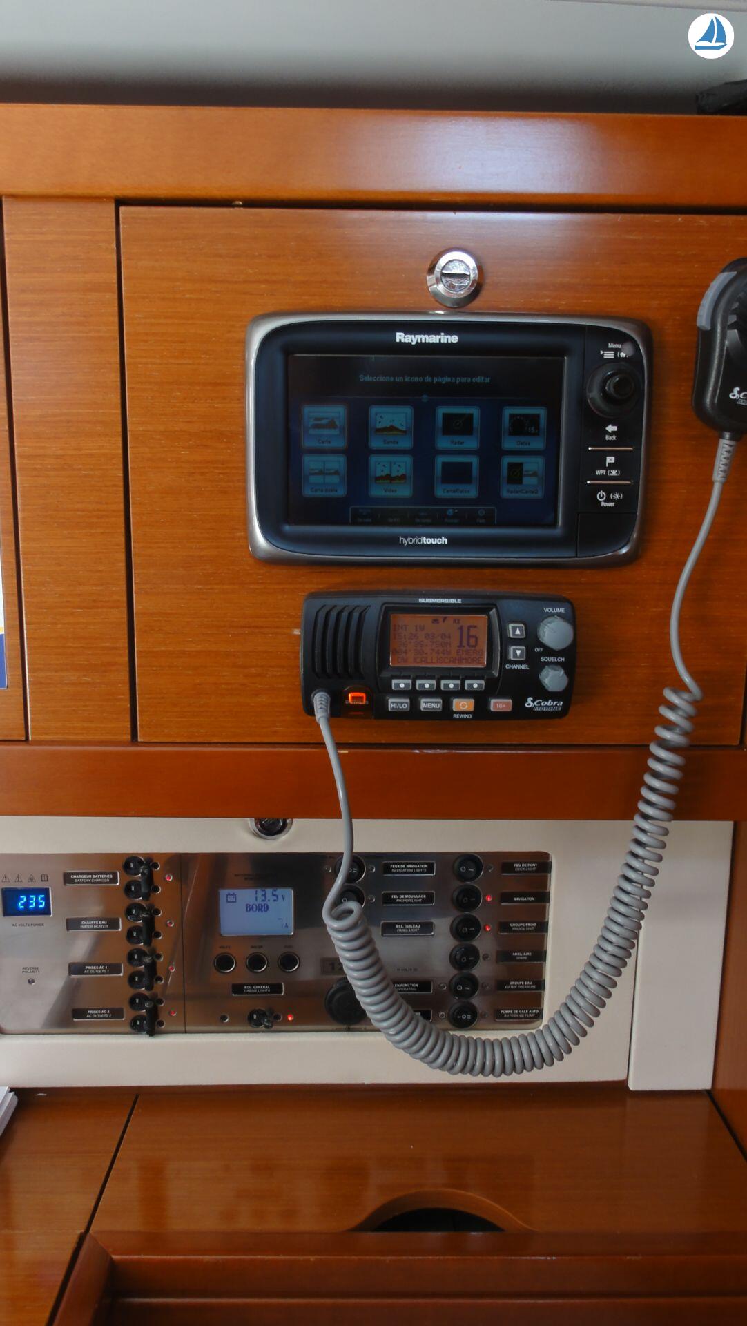 صور Beneteau Oceanis 50 Grand Family 15