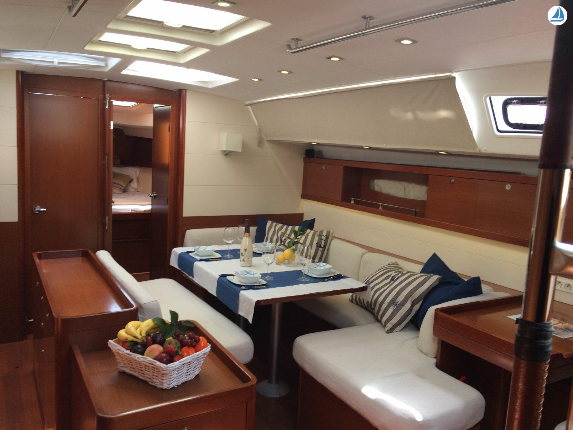 صور Beneteau Oceanis 50 Gran Family 6