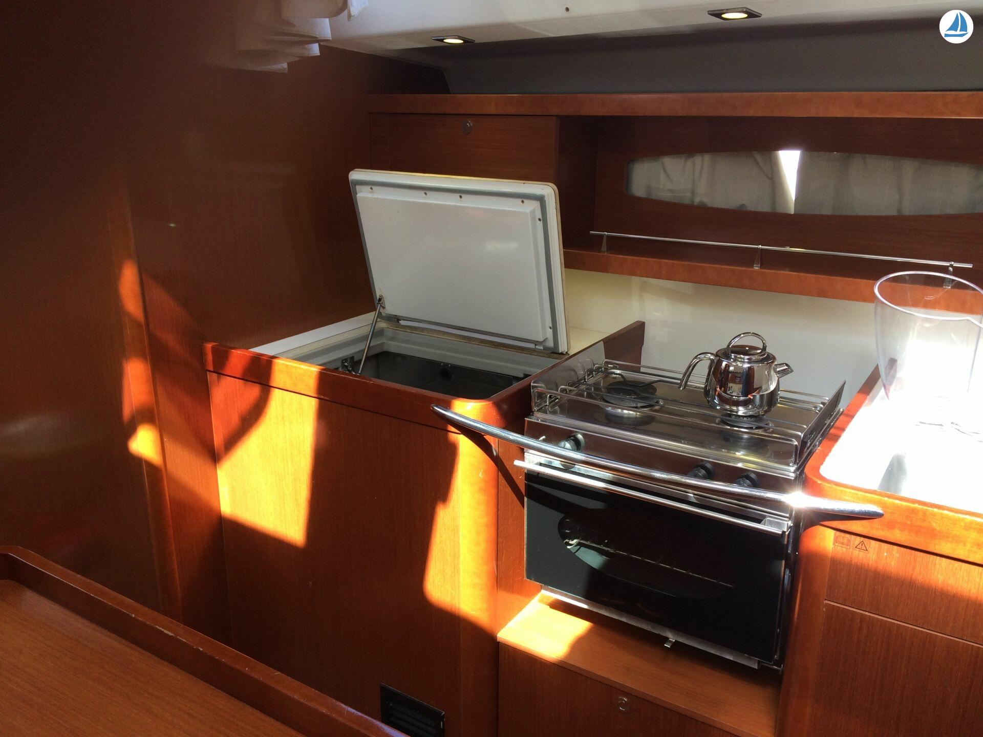 صور Beneteau Oceanis 50 Gran Family 12