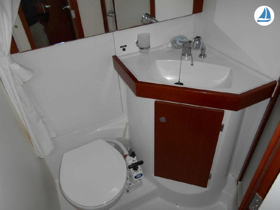 صور Beneteau Oceanis 50 Gran Family 16