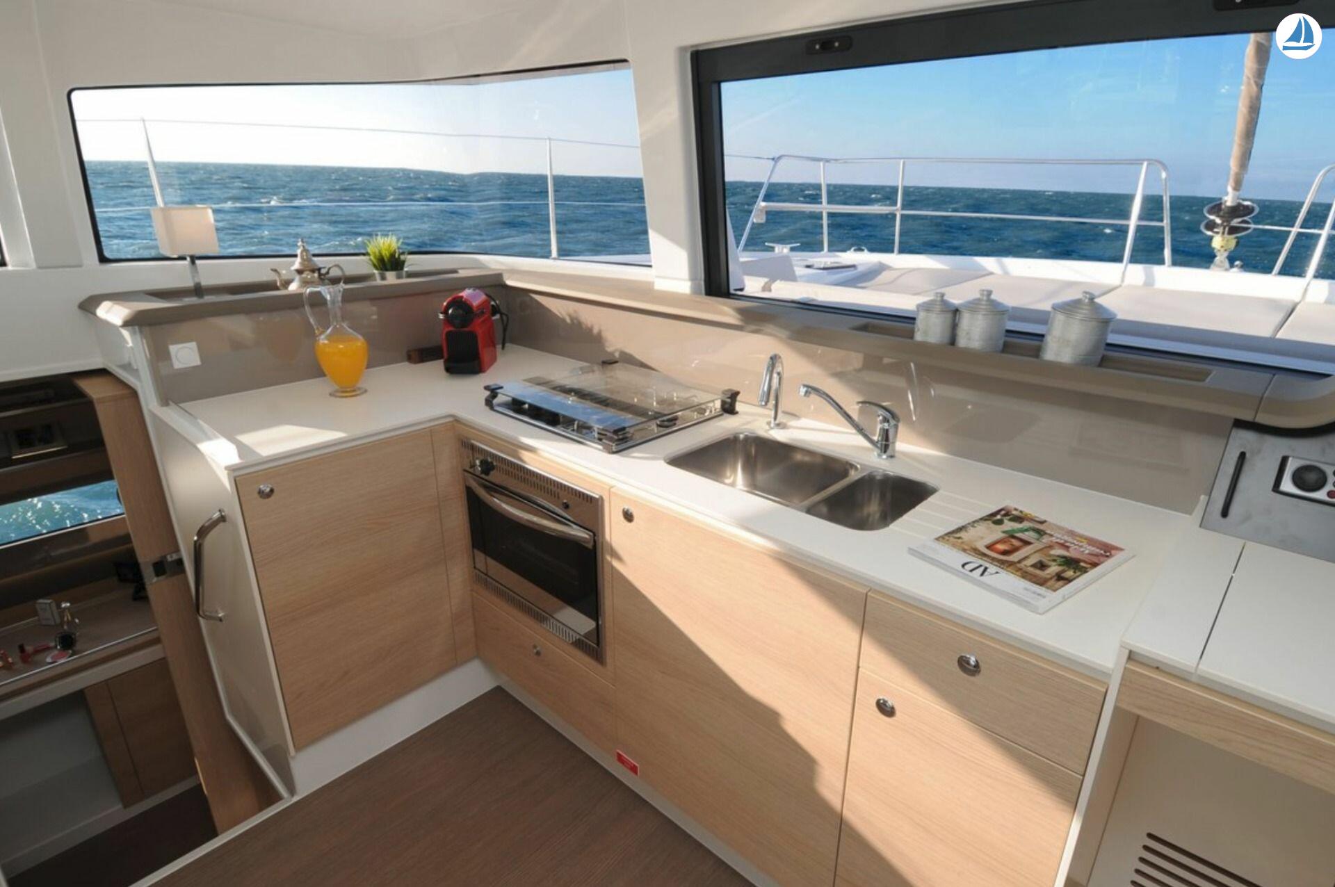 صور Bali - Catana 4.1 9