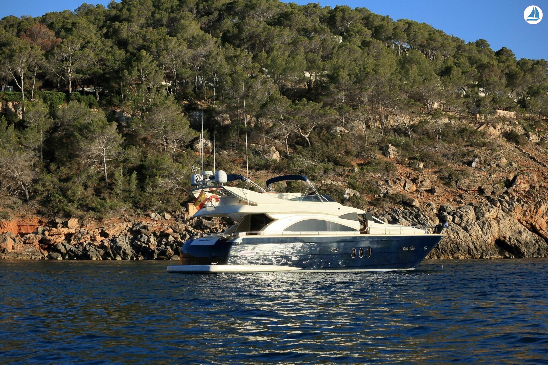 صور Astondoa 66 3