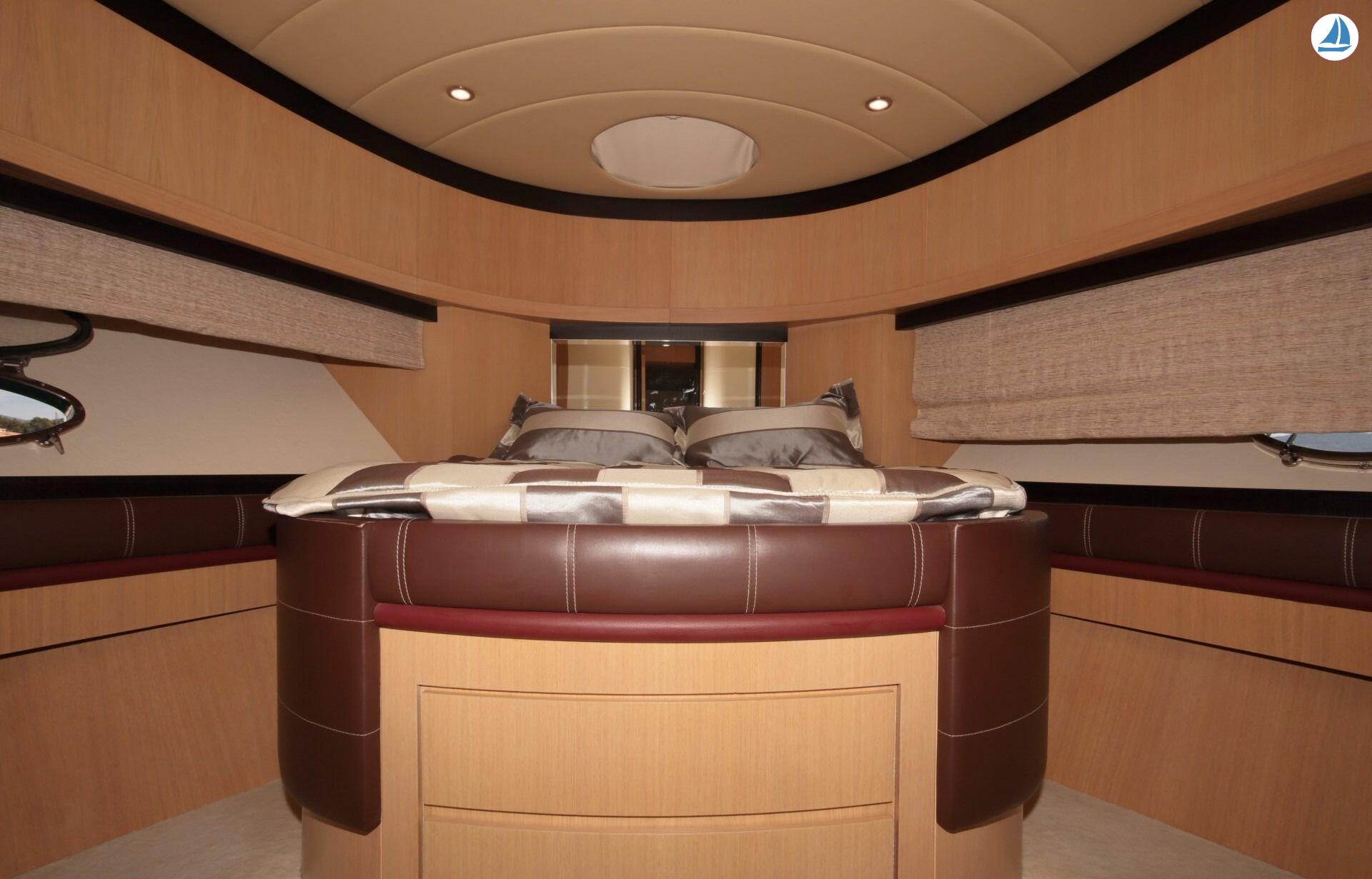 صور Astondoa 66 13