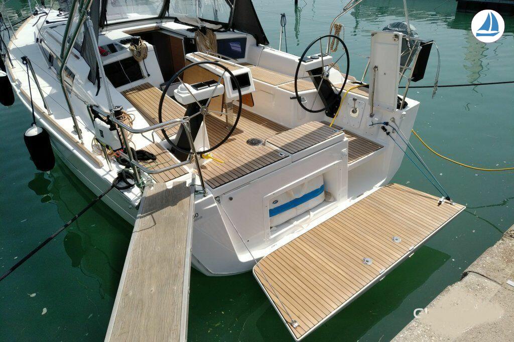 صور Dufour 360 Grand Large 4