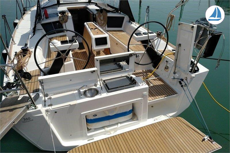 صور Dufour 360 Grand Large 5