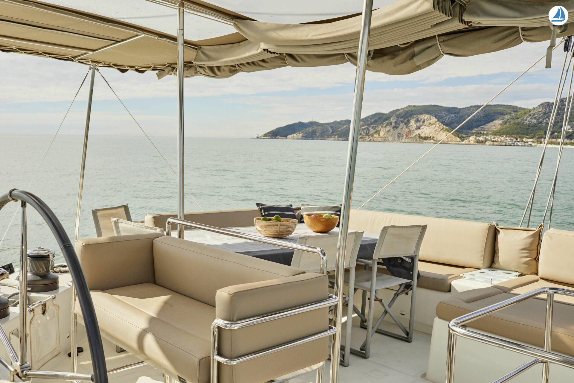 صور Lagoon Catamarans 560 5