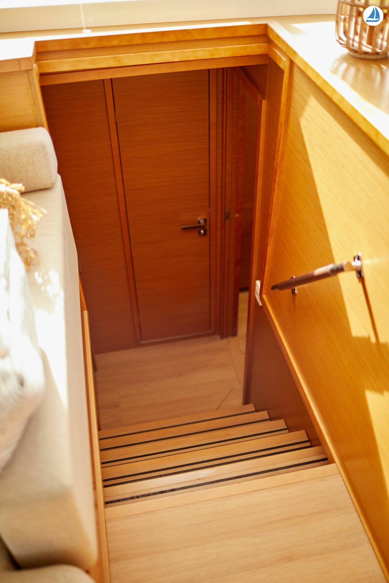 صور Lagoon Catamarans 560 19