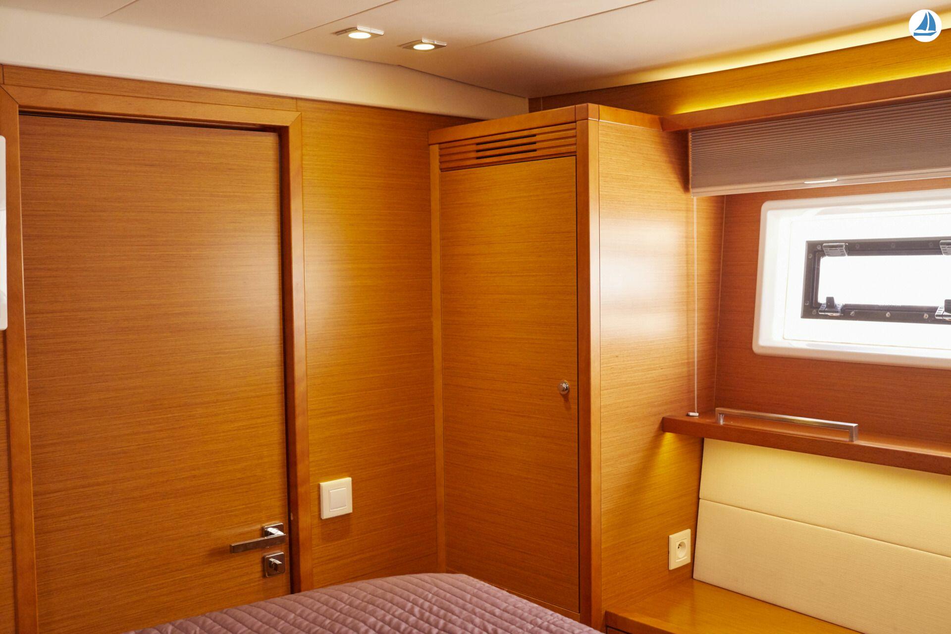 صور Lagoon Catamarans 560 24