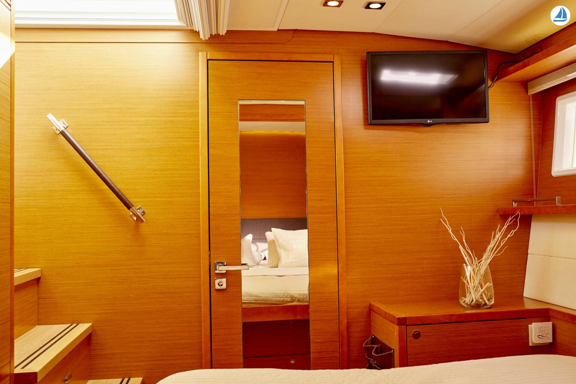 صور Lagoon Catamarans 560 30