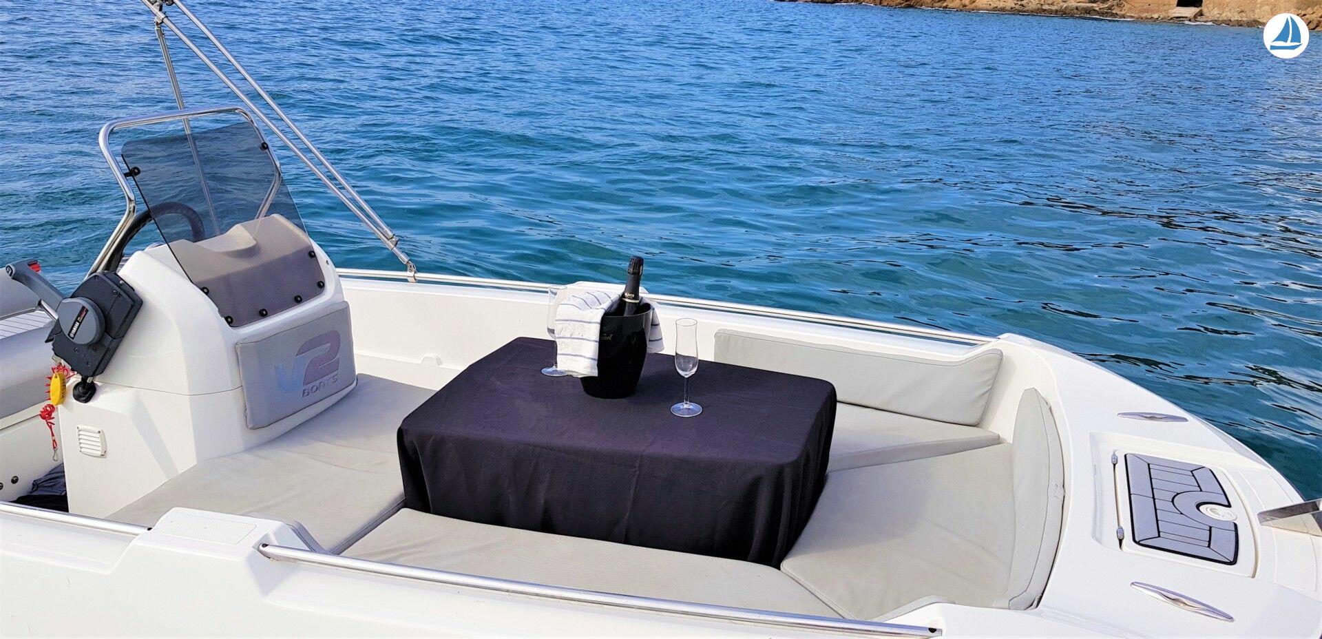 صور V2 Boats 5.0 Sport - Tamariu 6