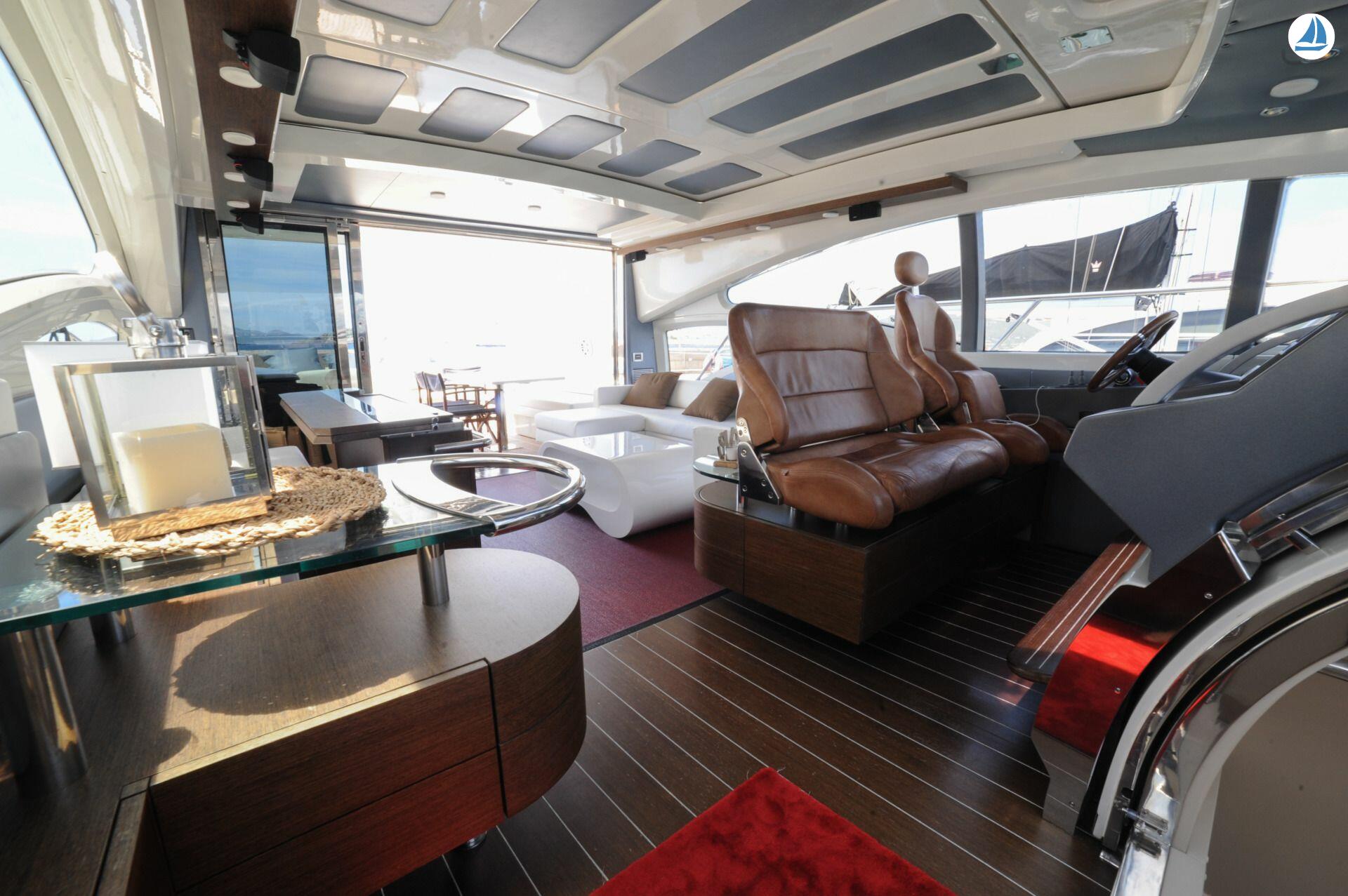 صور Azimut 68s 7