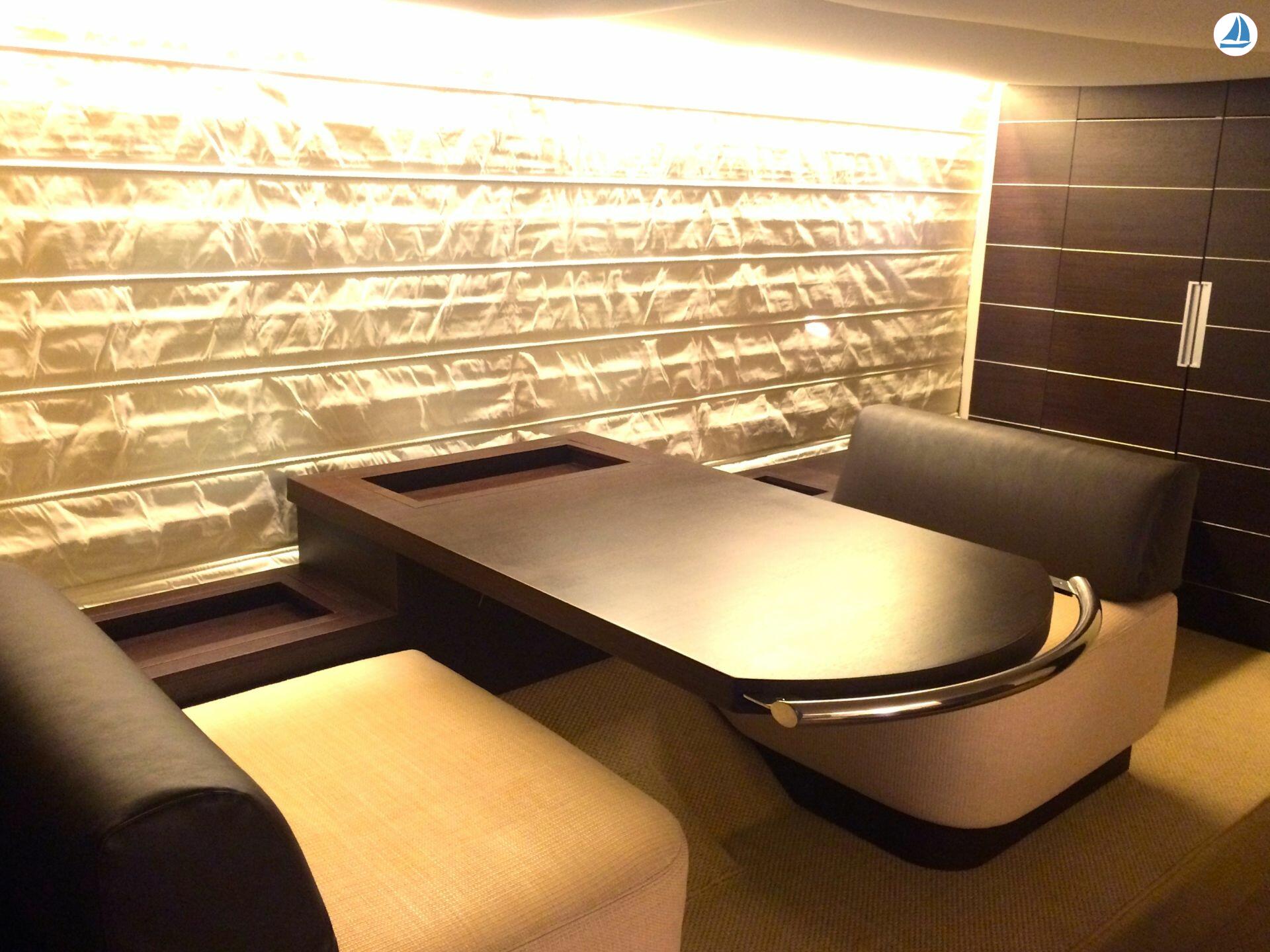 صور Azimut 68s 10