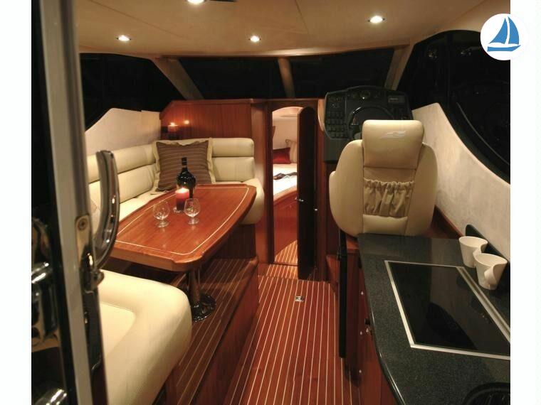 صور Galeon 290 FLY 4