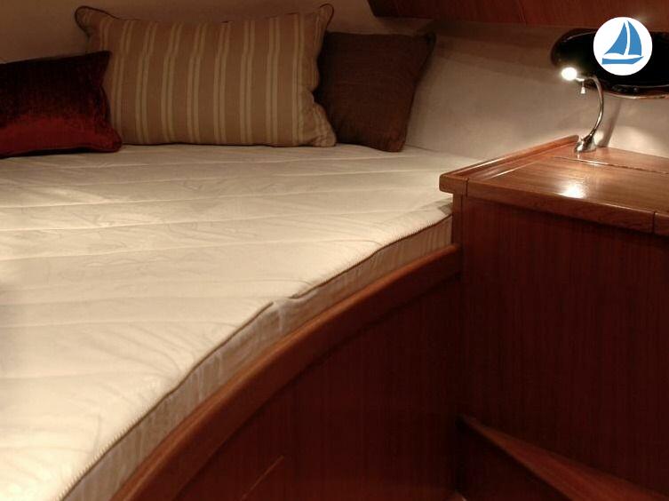 صور Galeon 290 FLY 6