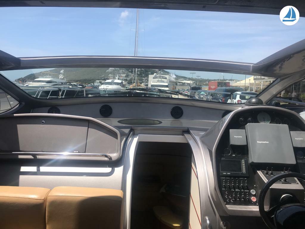 صور Pershing 50 7