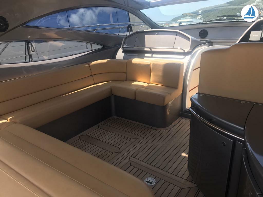 صور Pershing 50 10