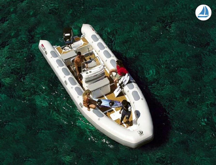 صور Valiant  750 2