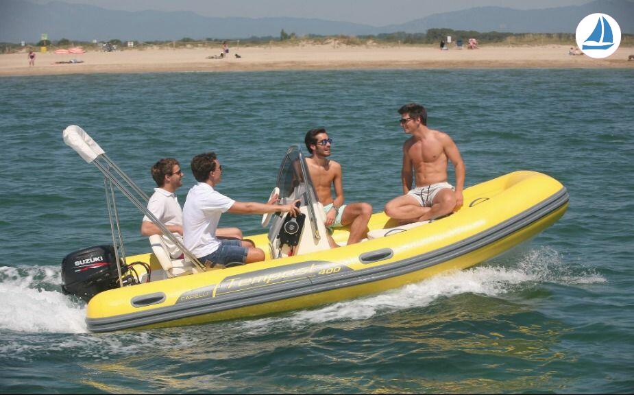 صور Capelli TEMPEST 400 2