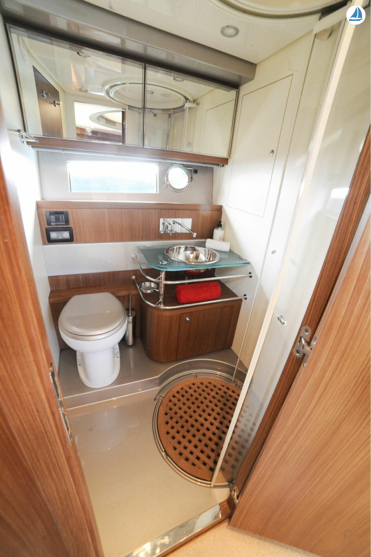 صور Riva RIVALE 52 8