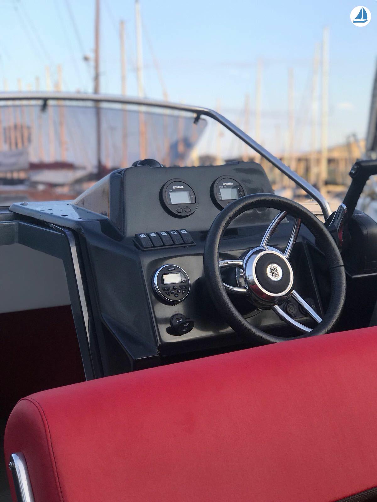 صور Nuva yachts M6 Cabin 3