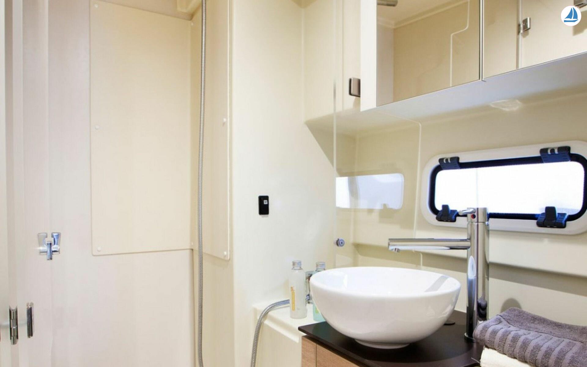 صور Bali 4.5 by Catana 6