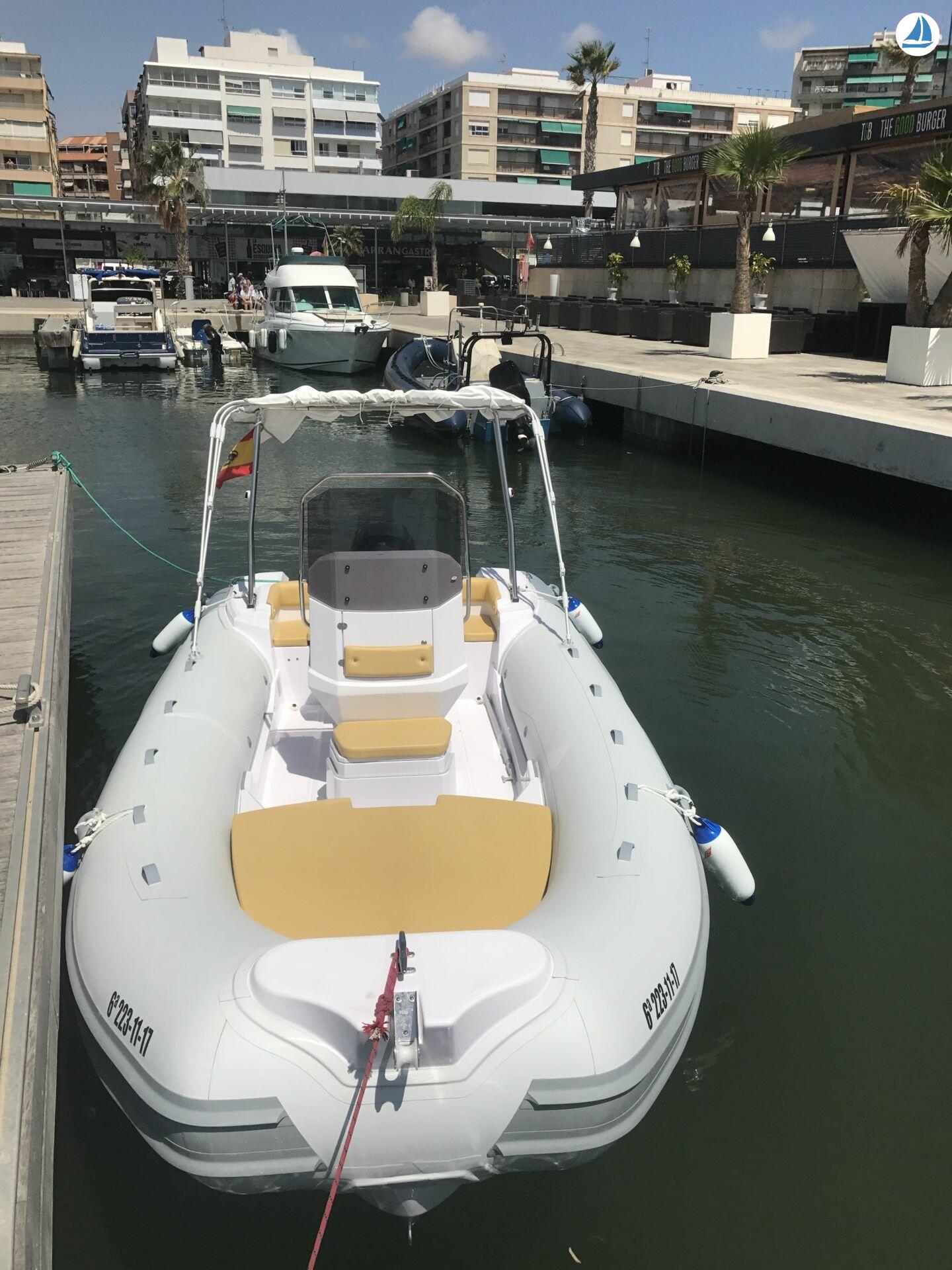 صور Predator 599 2