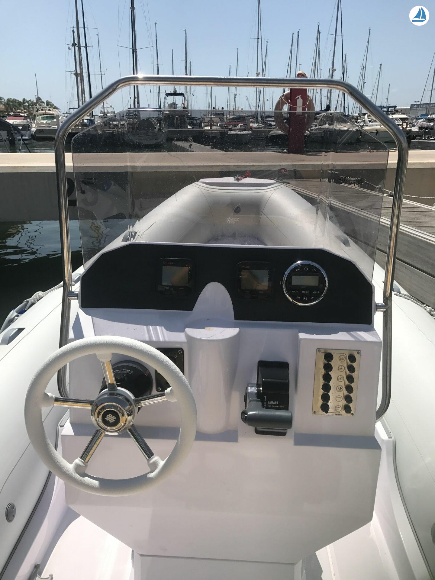 صور Predator 599 4