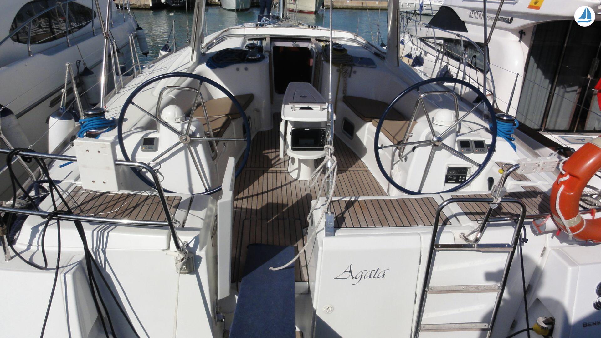 صور Beneteau OCEANIS 50 2