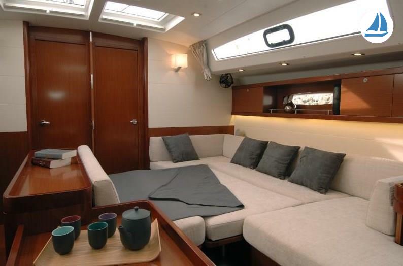 صور Beneteau OCEANIS 50 11
