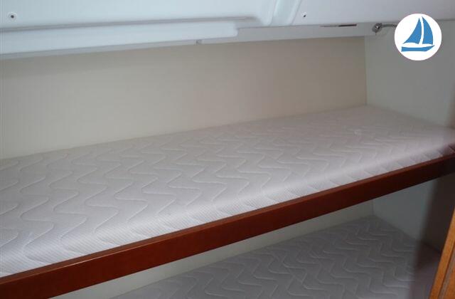 صور Beneteau OCEANIS 50 13
