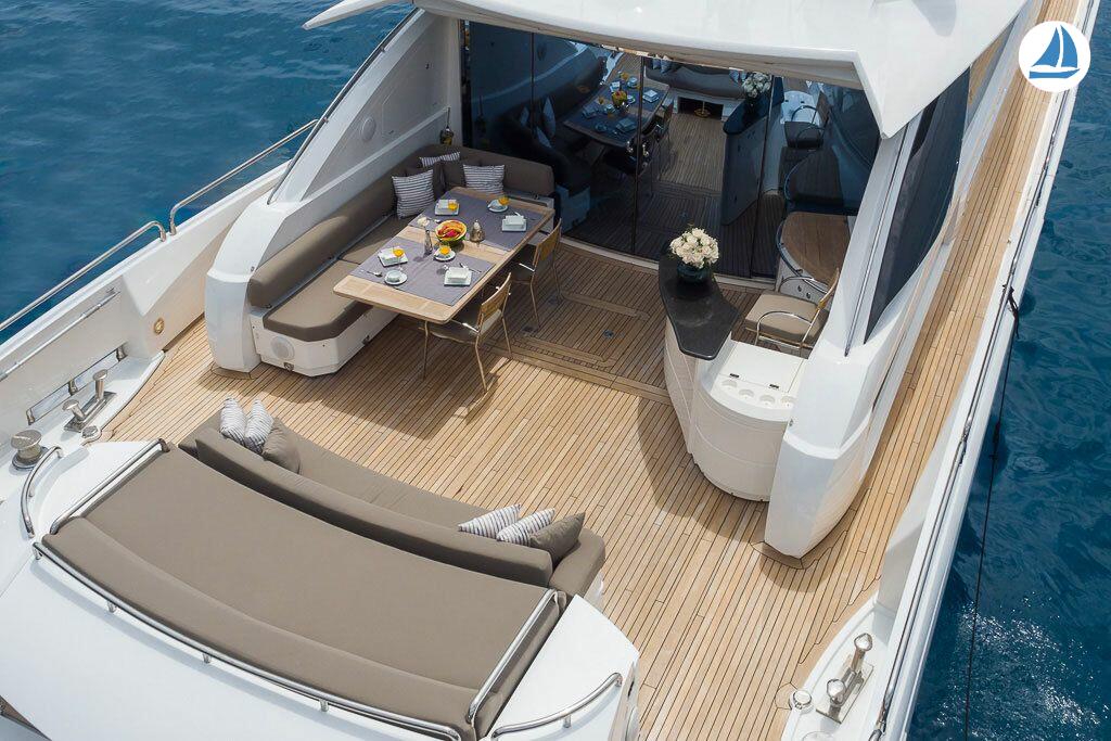 صور Sunseeker PREDATOR 108 10
