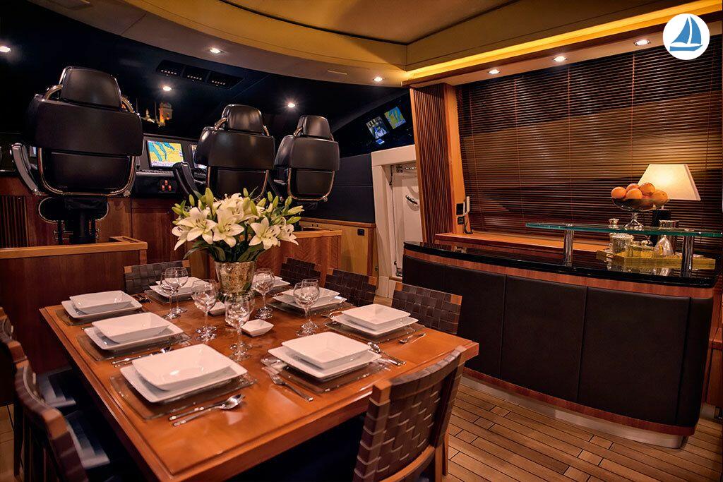 صور Sunseeker PREDATOR 108 12