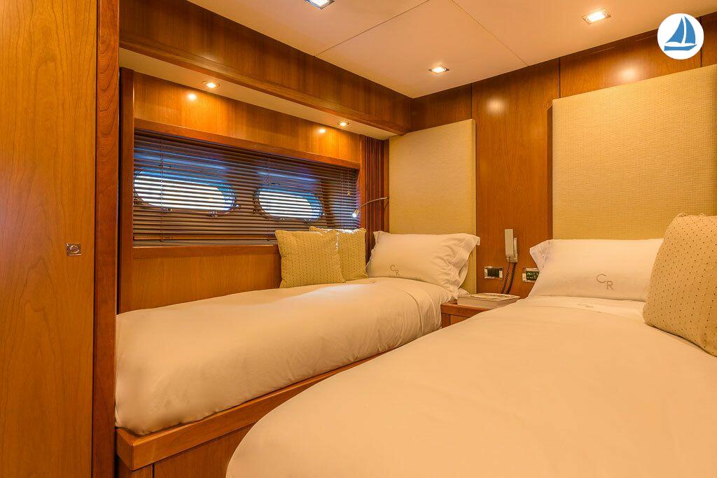 صور Sunseeker PREDATOR 108 17