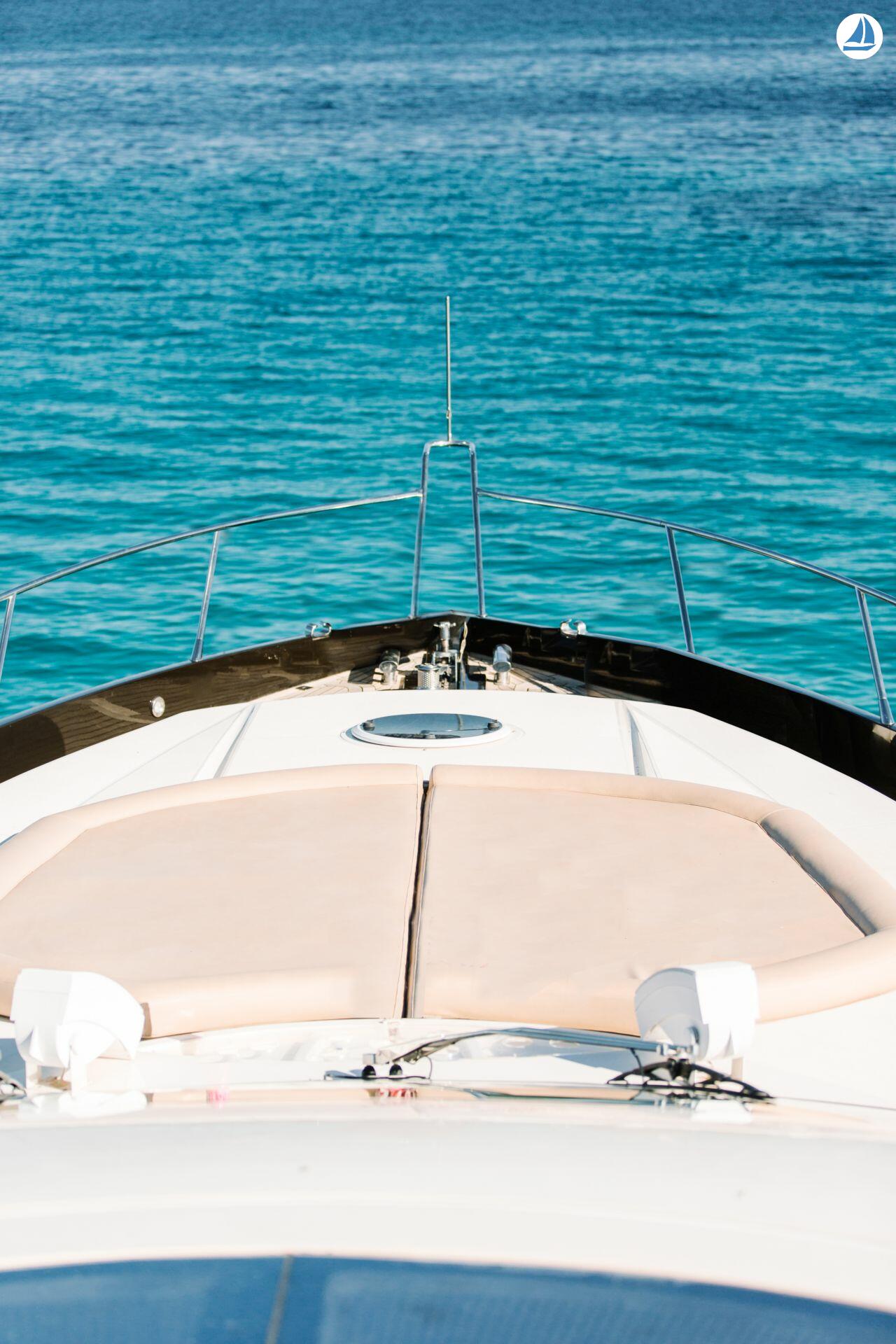 صور Sunseeker Predator 82 13
