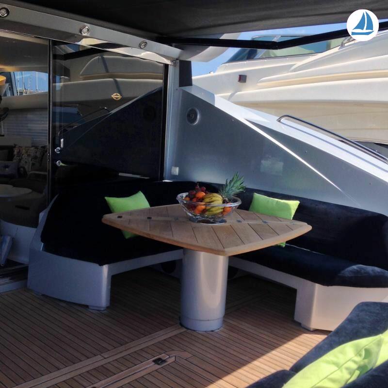 صور Sunseeker Predator 82 4