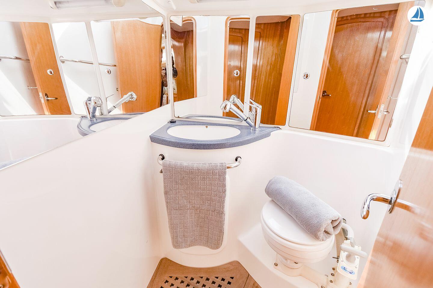 صور Bavaria 50 CRUISER 11