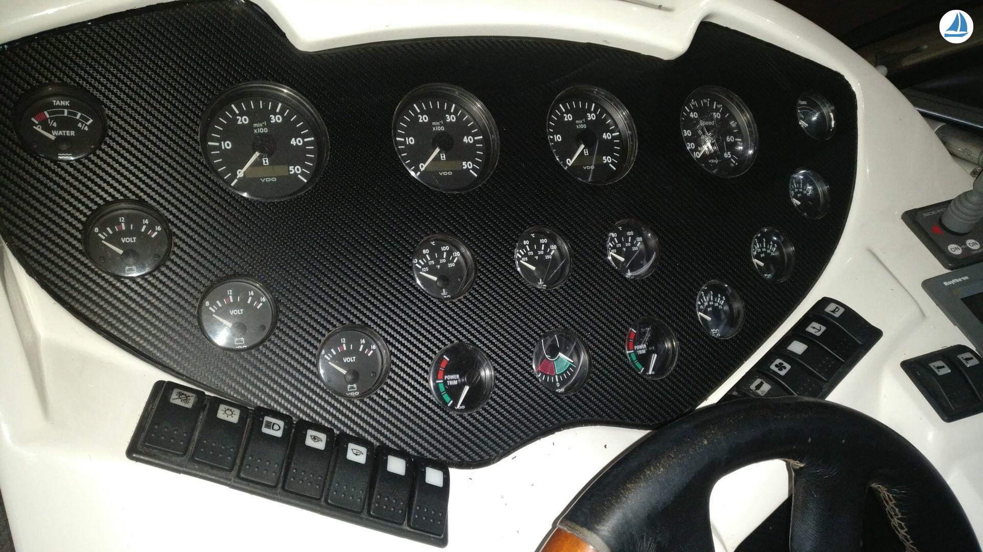 صور Sunseeker Superhawk 50 12