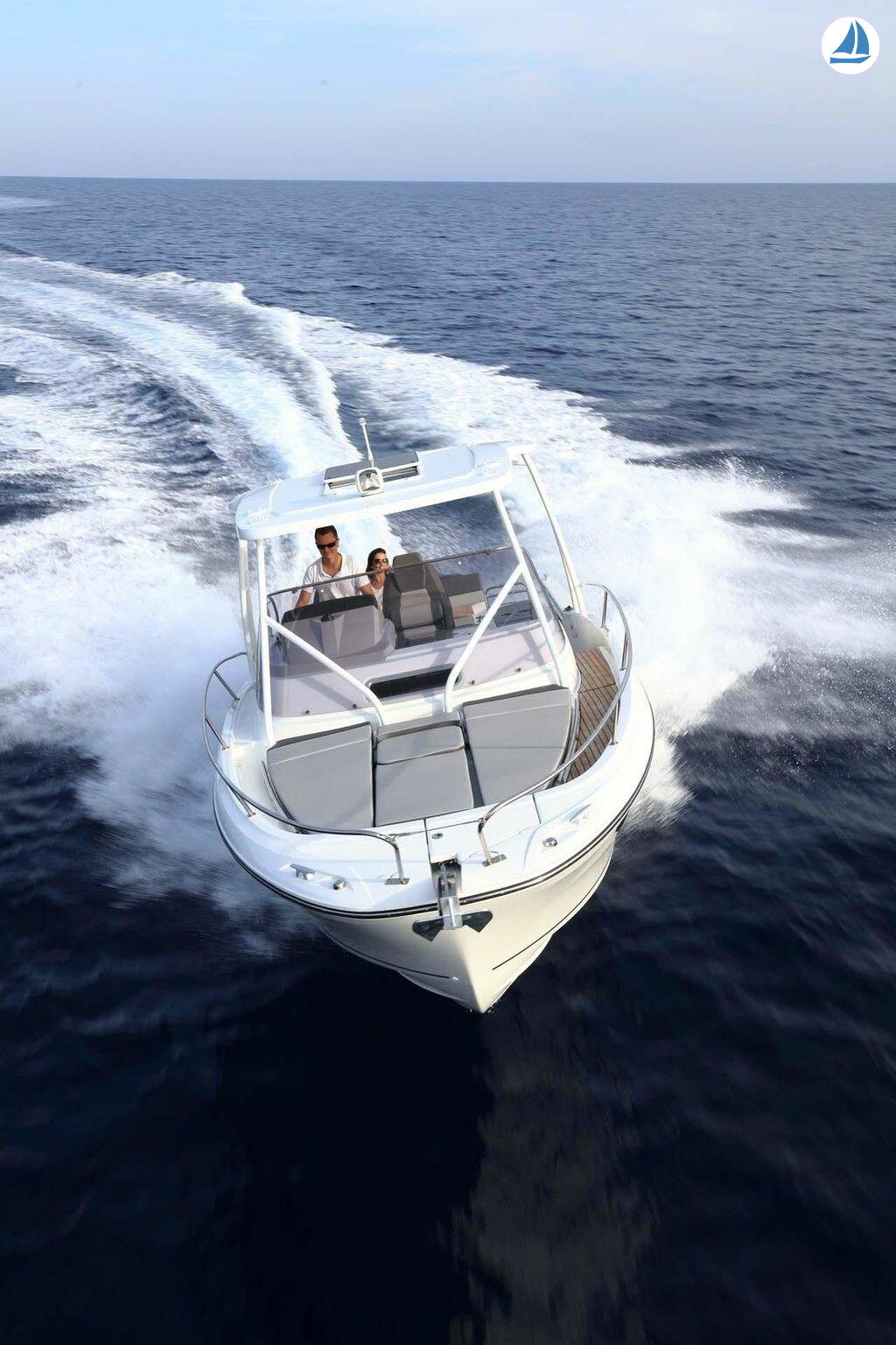 صور Jeanneau Cap Camarat 9.0WA 4