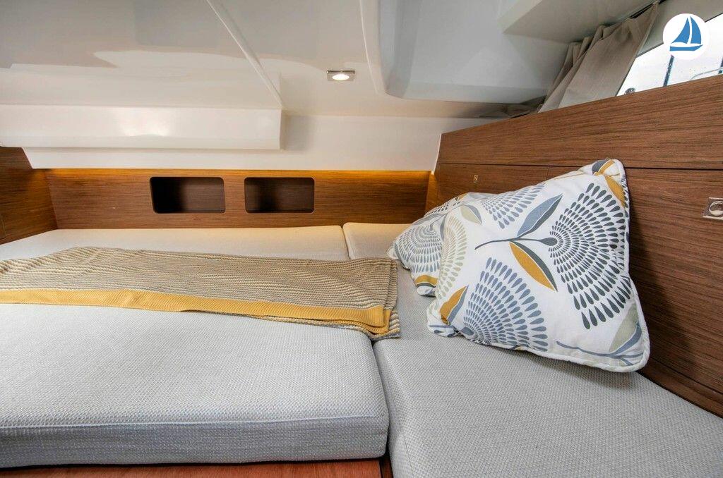 صور Jeanneau Cap Camarat 9.0WA 10