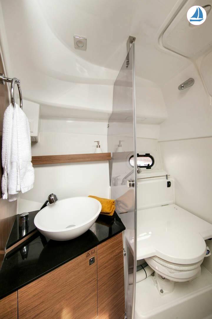 صور Jeanneau Cap Camarat 9.0WA 11