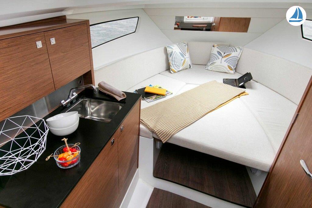 صور Jeanneau Cap Camarat 9.0WA 12